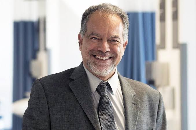 Dr Fred Saad