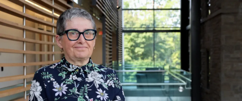 Lesley Seymour, MD, FCP (SA), FRCP(C), PhD